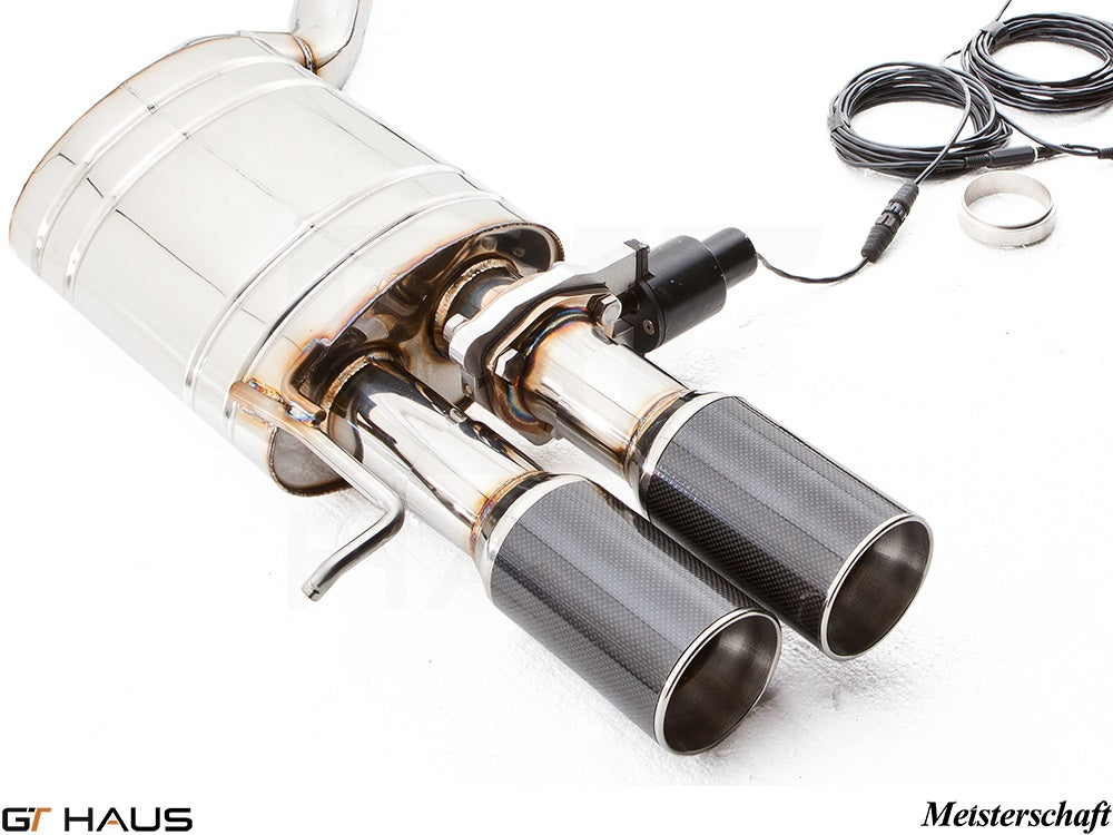 Premium exhaust system for Audi A8/S8 D3 with 5.2L V10 Quattro, featuring dual carbon tips and electronic valve control.