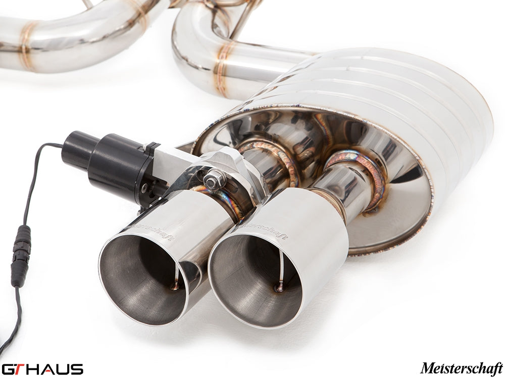 Premium Meisterschaft exhaust system for Ferrari F599 GTB/GTO V12 Coupe, featuring polished stainless steel and electronic valve control.