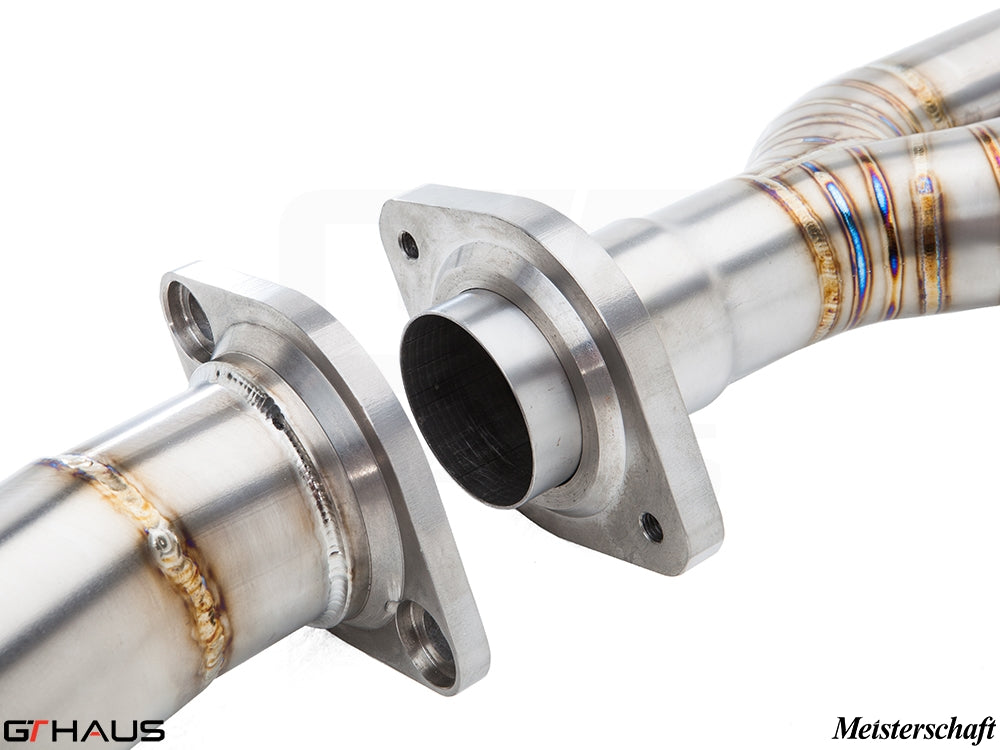 Premium stainless steel exhaust pipes for BMW E82/88 1 Series 1M, showcasing precision welding and design.