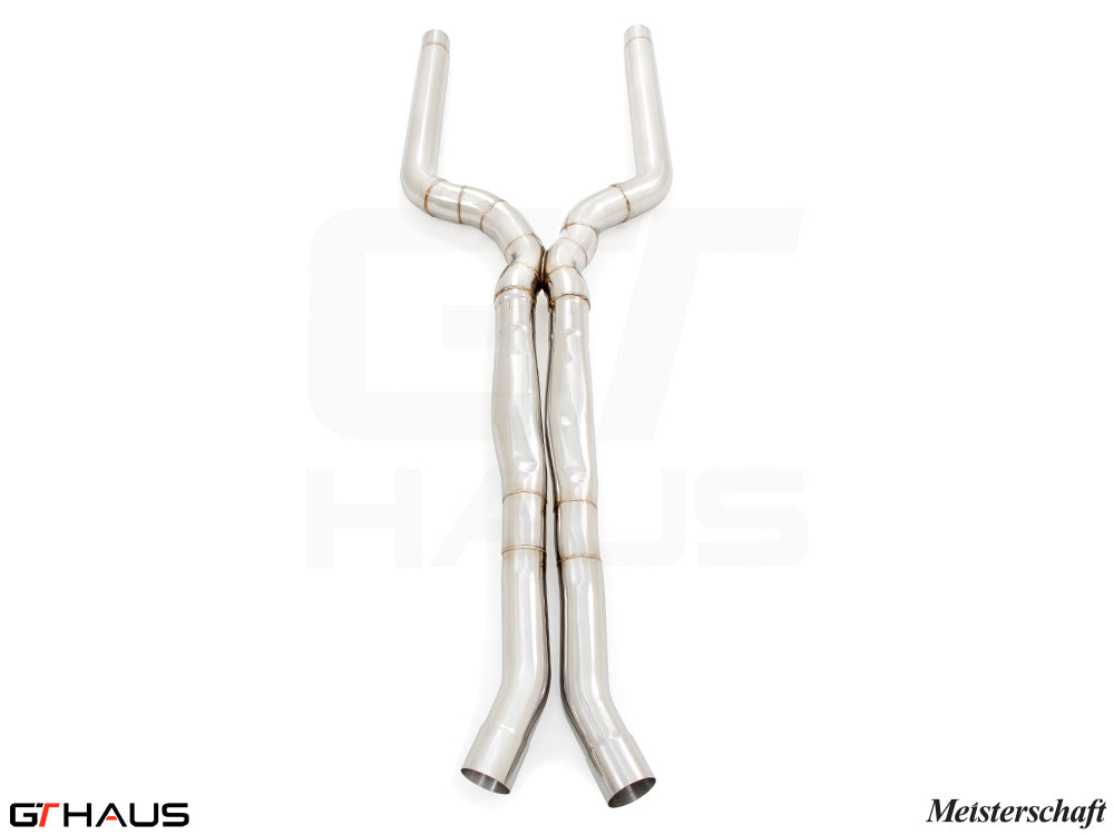 BMW F93 M8 mid resonator delete pipes with 76mm piping for enhanced exhaust flow and performance.