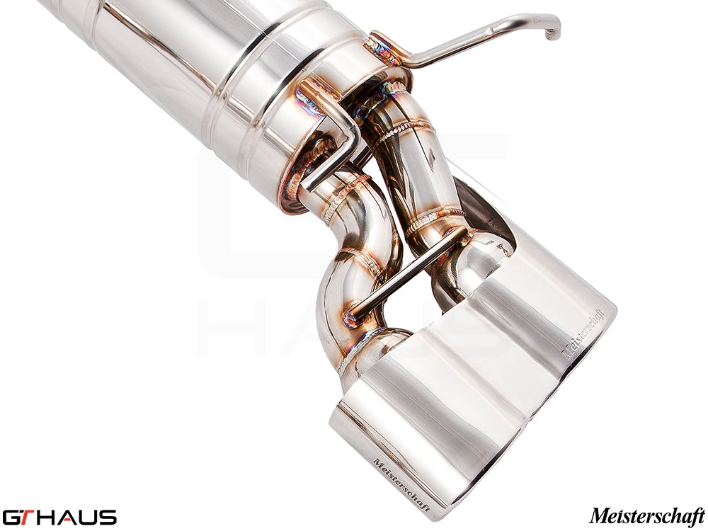 Premium exhaust system for Mercedes-Benz W204 C63 AMG V8 Black Series, featuring high-quality stainless steel construction.